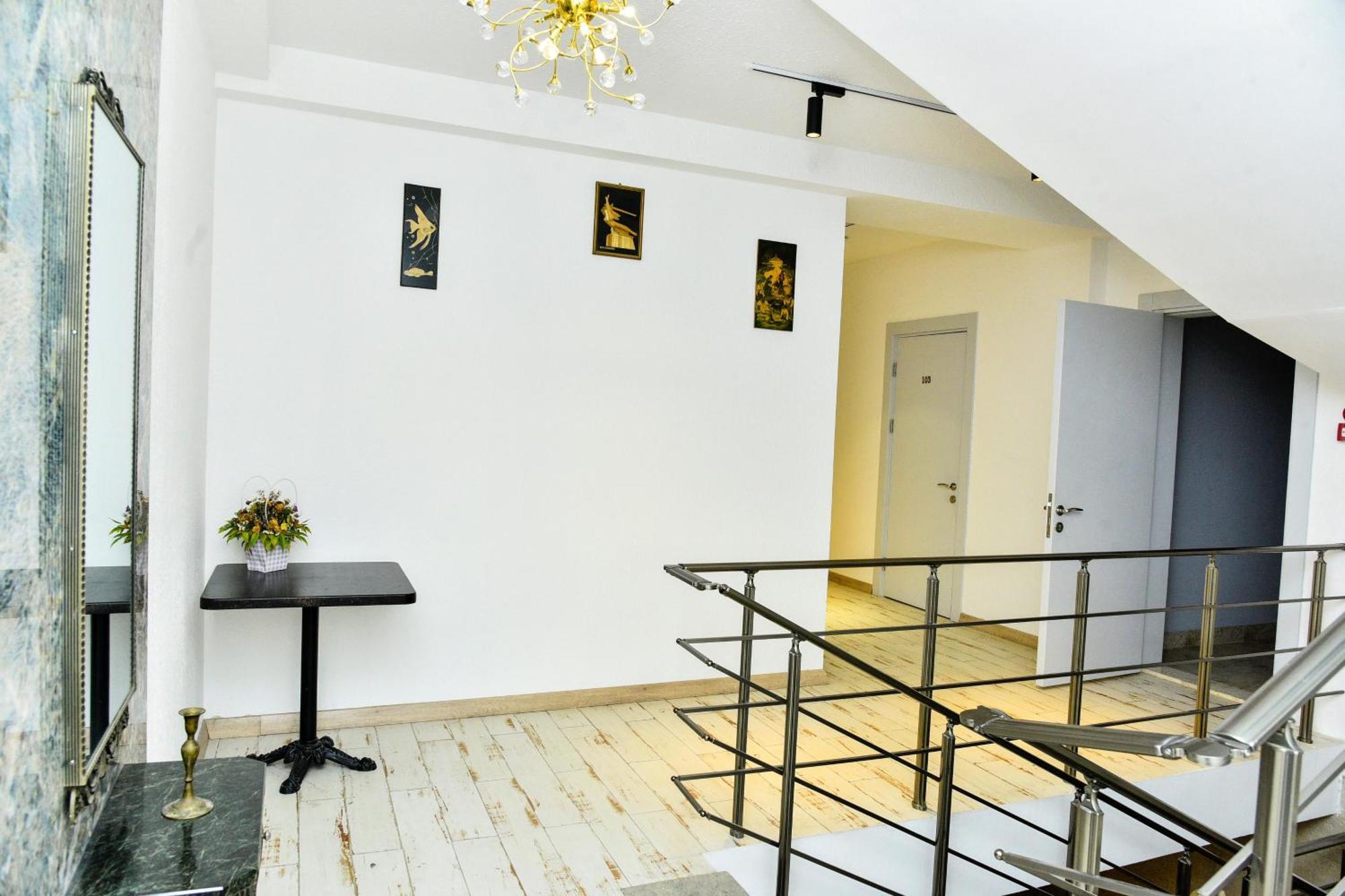 Avrasya Inn Hotel Baku Bagian luar foto