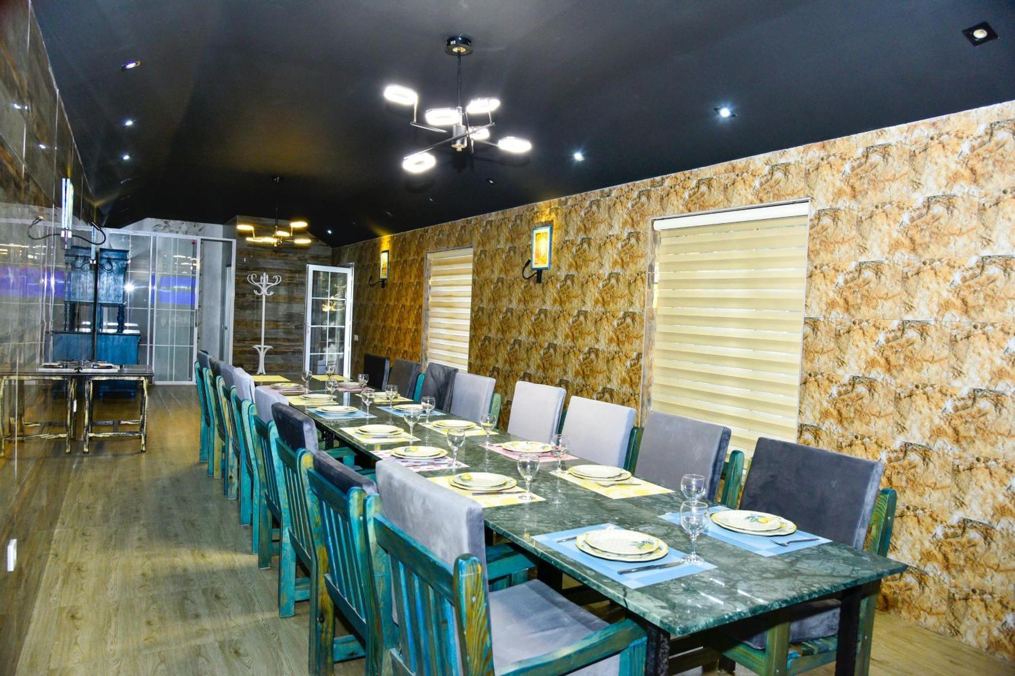 Avrasya Inn Hotel Baku Bagian luar foto