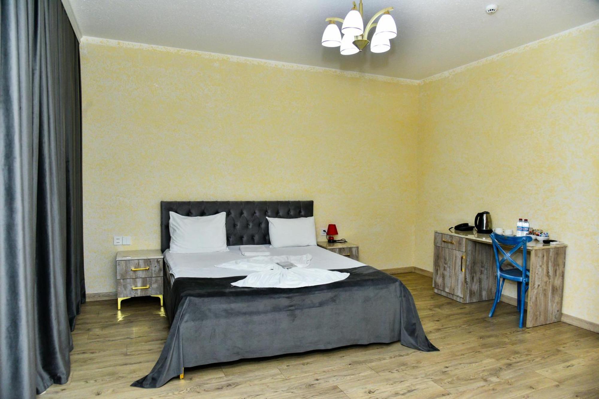Avrasya Inn Hotel Baku Bagian luar foto