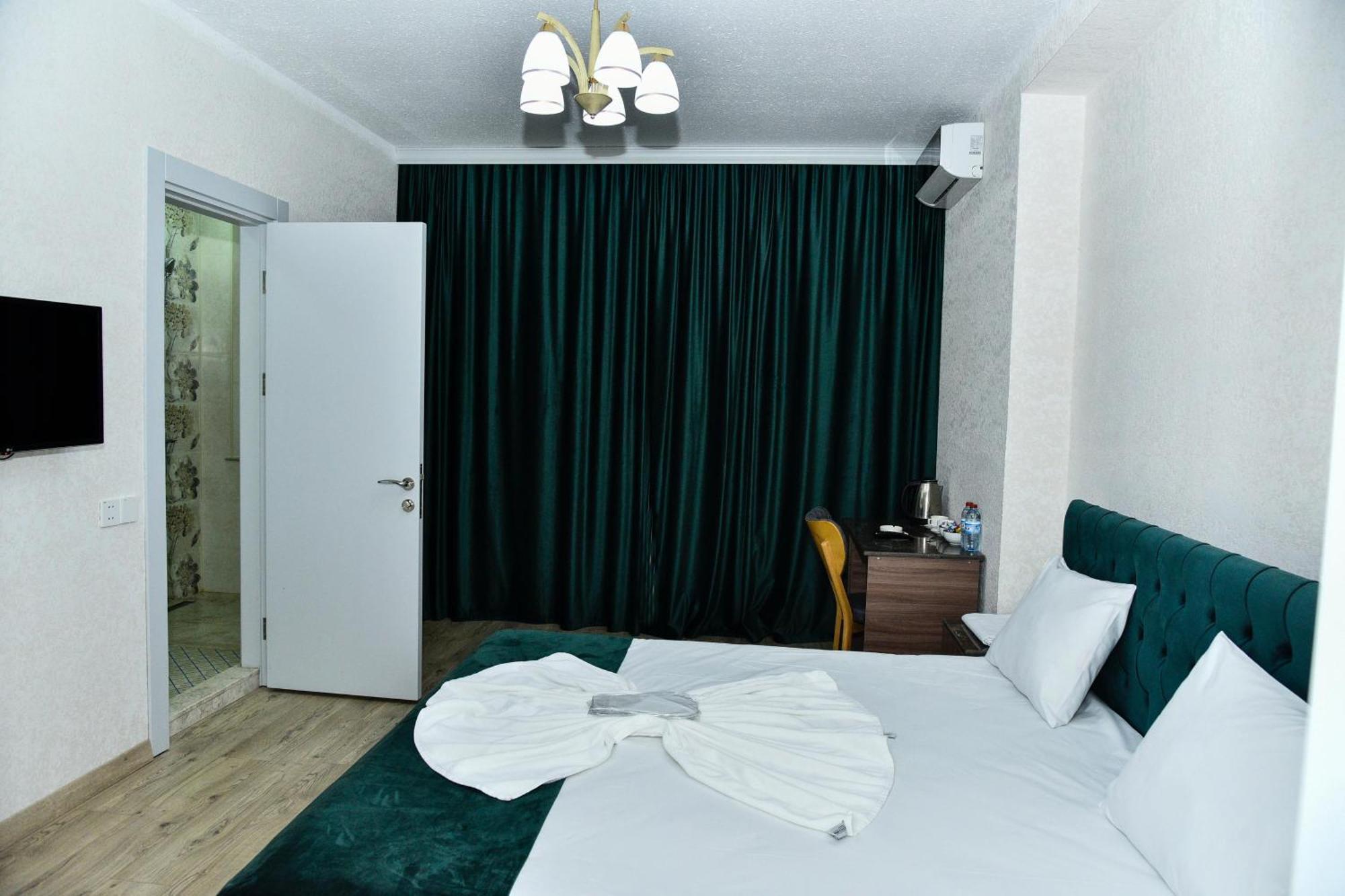 Avrasya Inn Hotel Baku Bagian luar foto