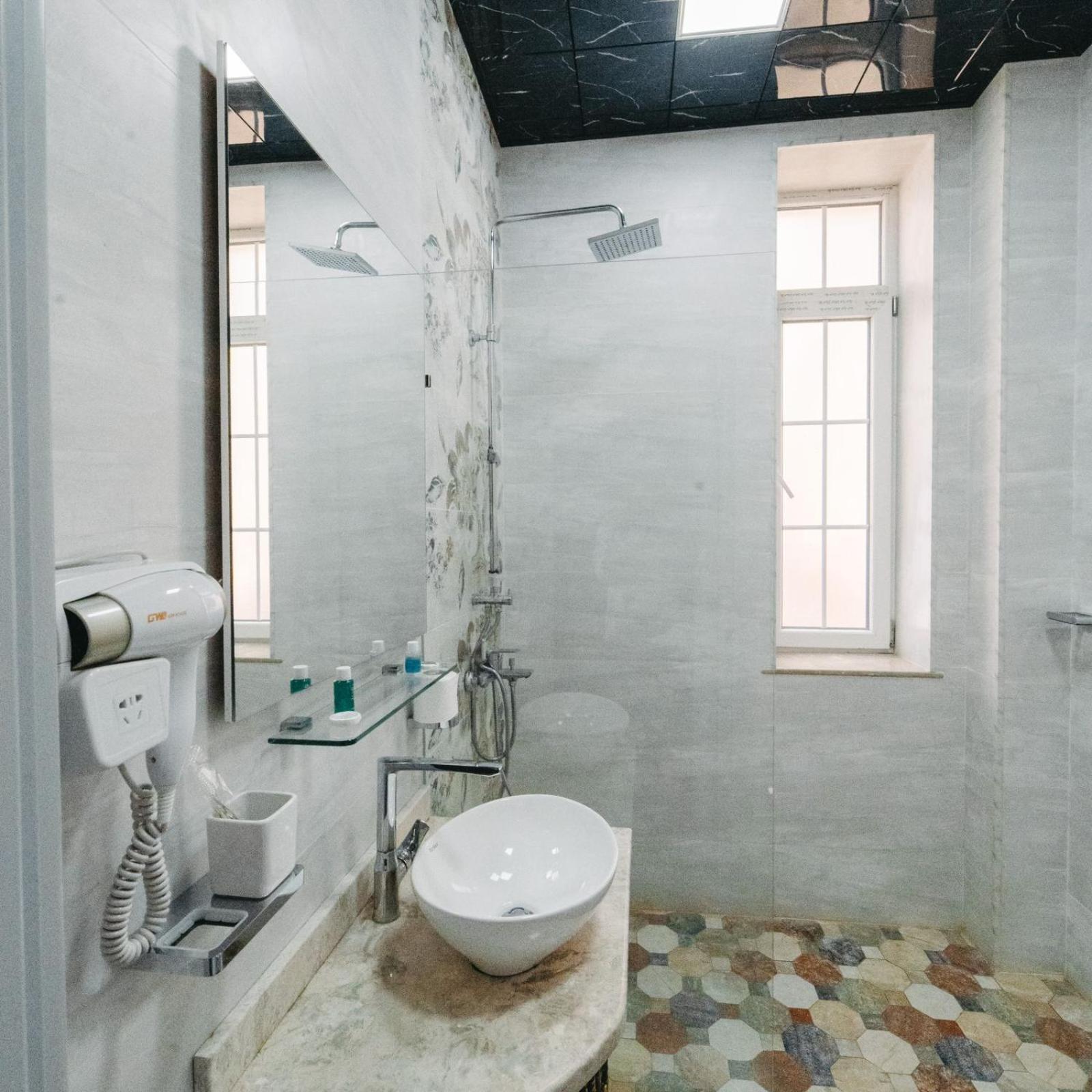 Avrasya Inn Hotel Baku Bagian luar foto